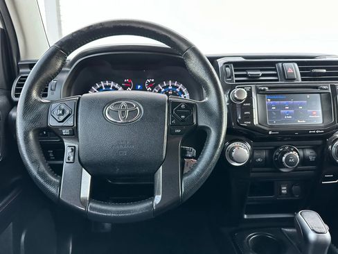 Used 2018 Toyota 4Runner TRD Off-Road Premium image 25