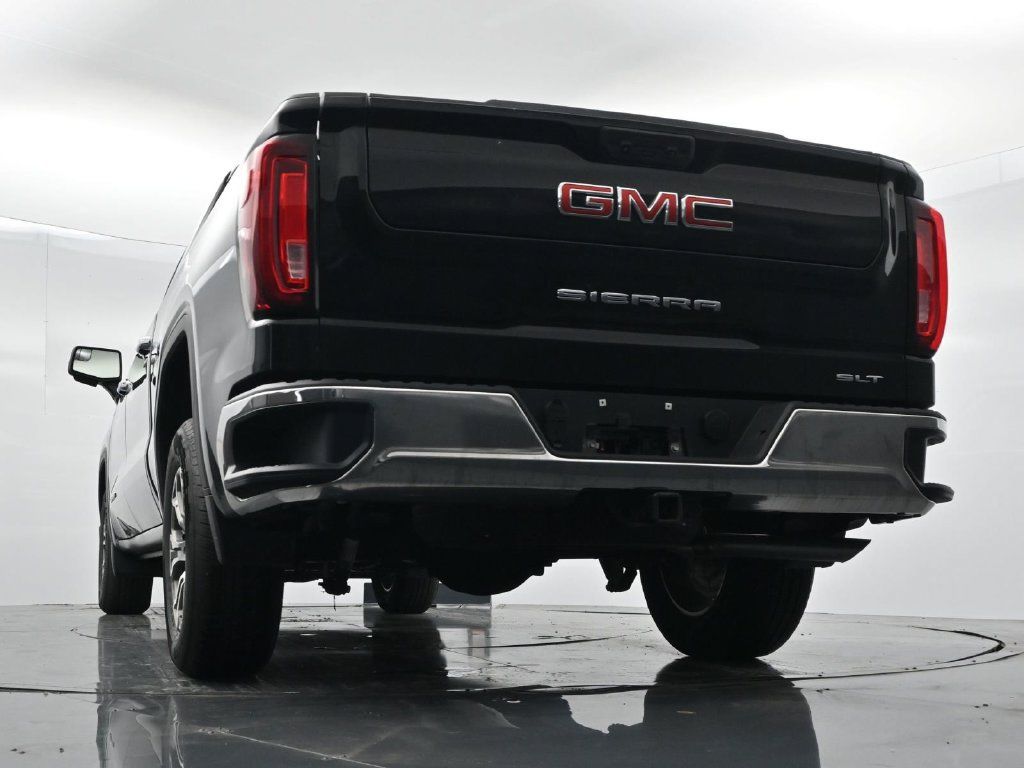 Used 2025 GMC Sierra 1500 SLT RWD image 30