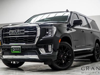 Used 2024 GMC Yukon XL SLT w/ SLT Premium Package