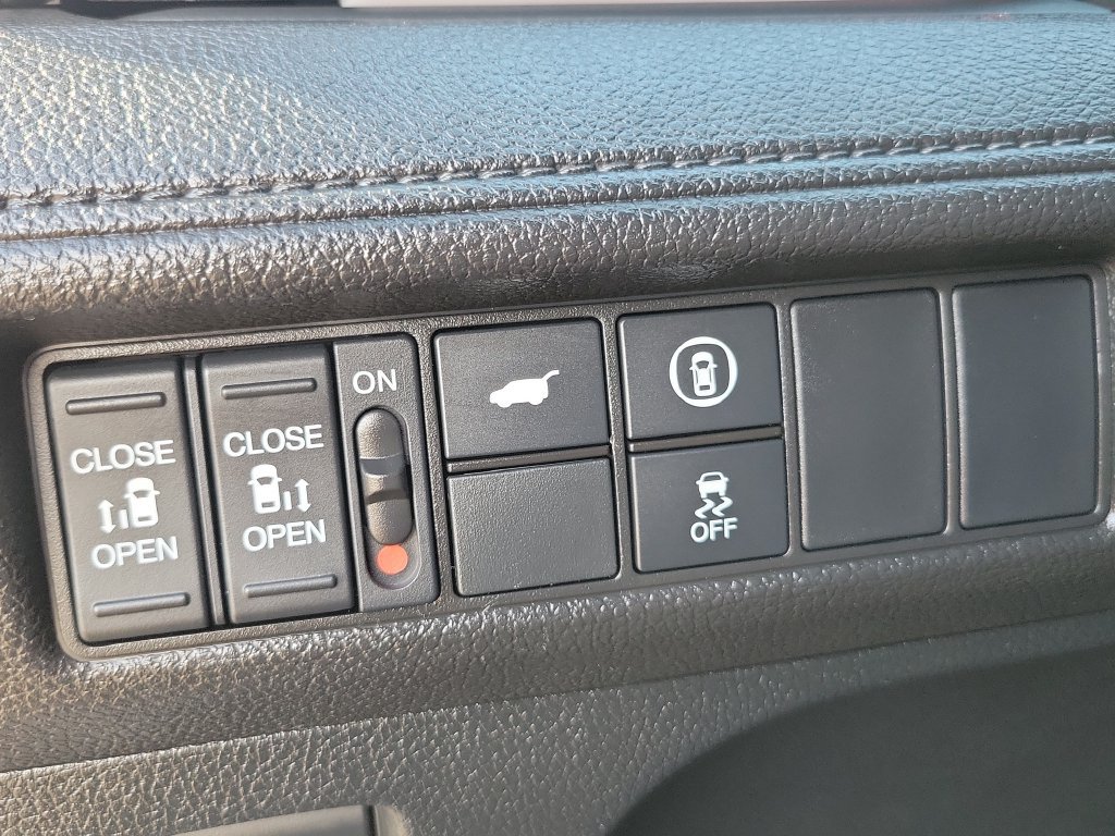 Used 2024 Honda Odyssey Sport image 15