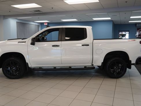 Used 2023 Chevrolet Silverado 1500 LT Trail Boss w/ Protection Package AWD/4WD image 2