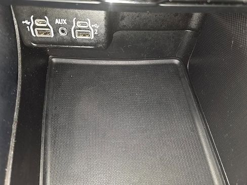 Used 2023 Dodge Durango GT image 23