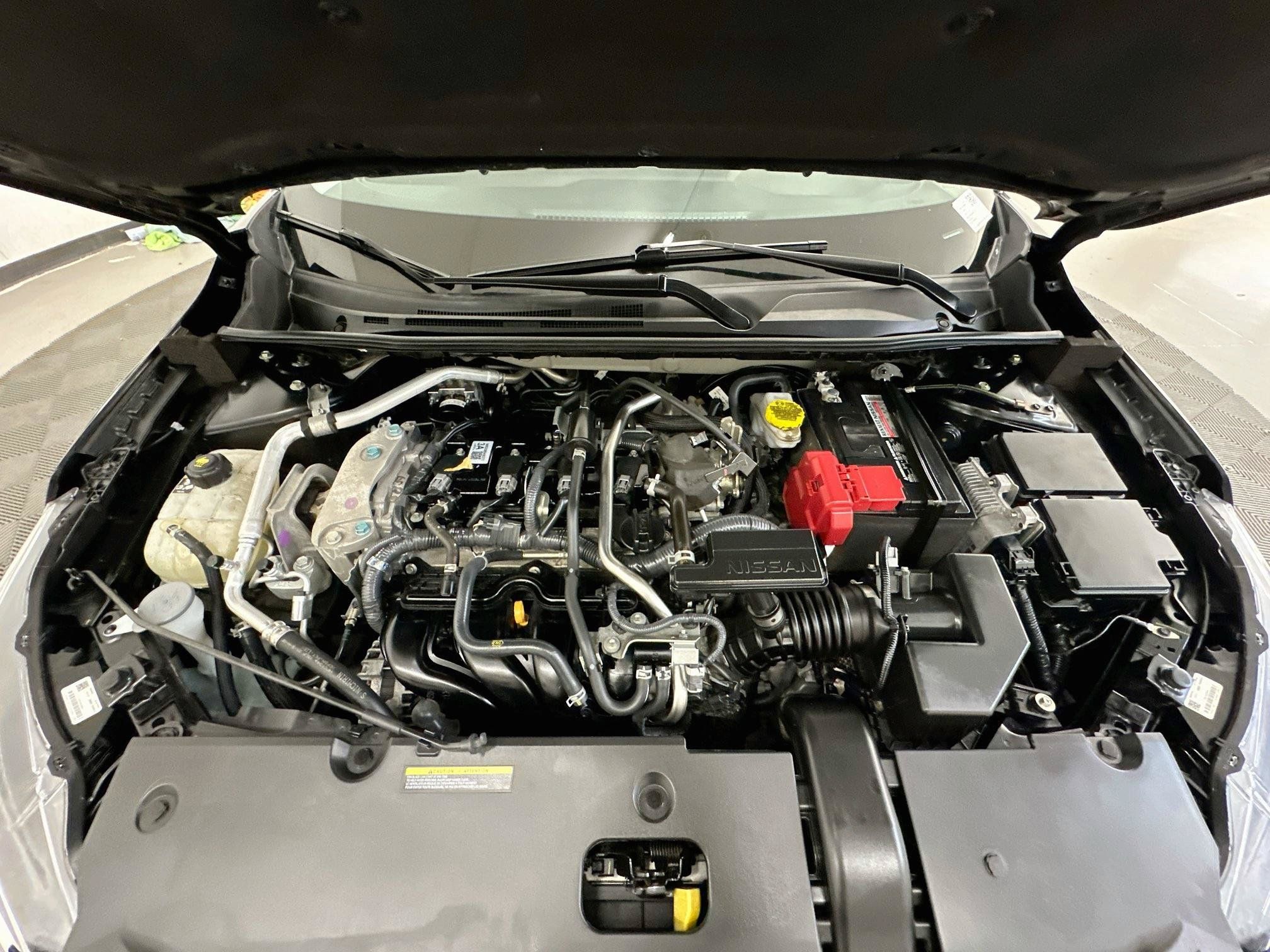 Used 2025 Nissan Sentra SV FWD image 33