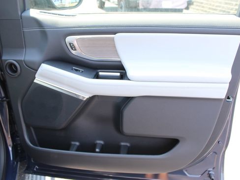 New 2027 Ford Expedition Max Platinum AWD/4WD image 11