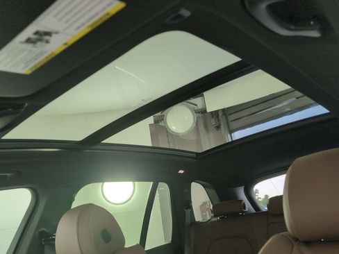 New 2026 BMW X5 sDrive40i w/ Premium Package image 12