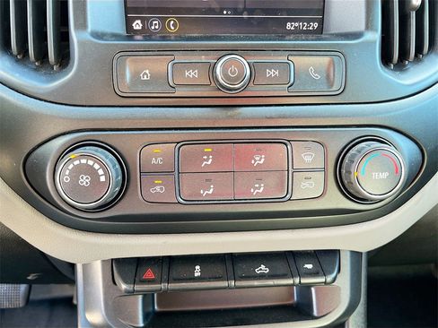 Used 2021 Chevrolet Colorado W/T w/ Custom Special Edition image 15