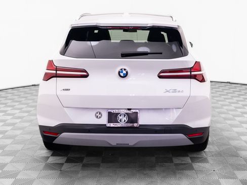 Used 2025 BMW X3 xDrive30i w/ Premium Package AWD/4WD image 4