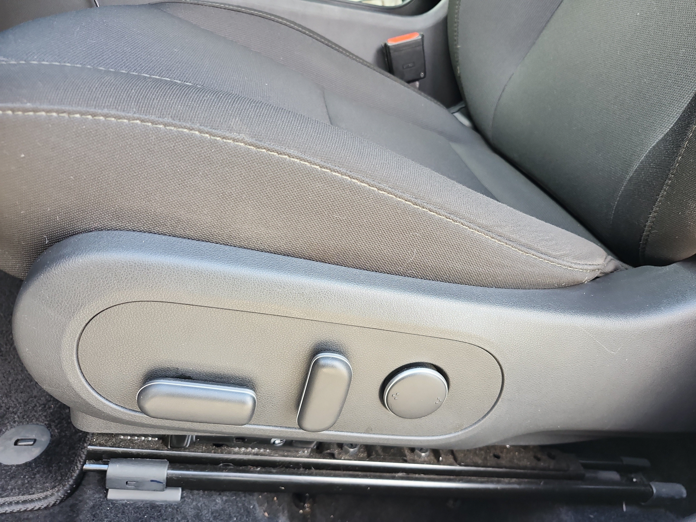 Used 2024 Hyundai Kona SEL FWD image 14