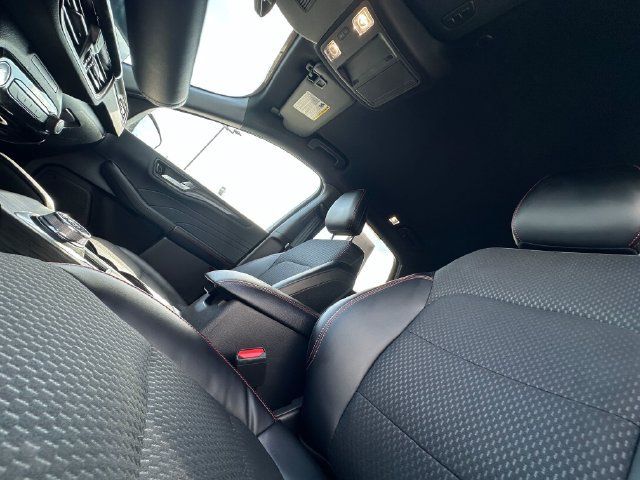 Used 2024 Ford Escape ST-Line Elite AWD/4WD image 10