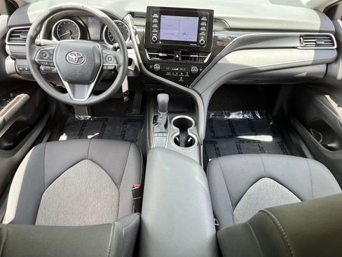 Used 2023 Toyota Camry LE FWD image 9