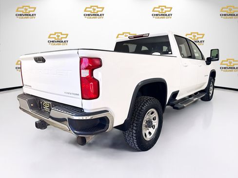 Used 2023 Chevrolet Silverado 2500 LT w/ Convenience Package image 7