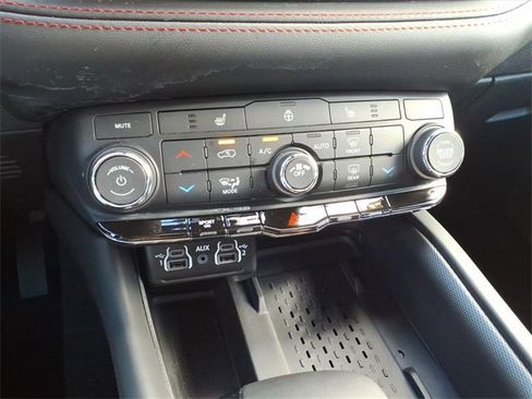 New 2025 Dodge Durango R/T w/ Blacktop Package image 18