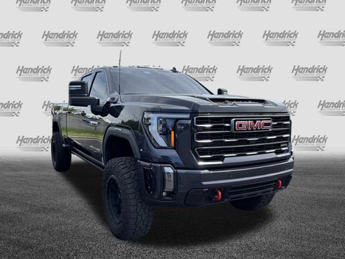 Used 2024 GMC Sierra 3500 AT4 w/ AT4 Premium Plus Package image 2