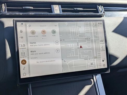 Certified 2026 Land Rover Range Rover Velar Dynamic SE AWD/4WD image 13
