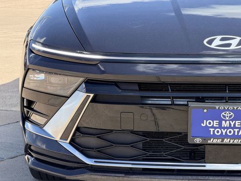 Used 2025 Hyundai Sonata SEL FWD image 5