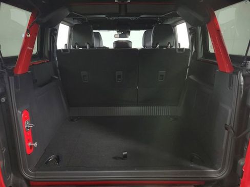 Used 2023 Ford Bronco Wildtrak image 26