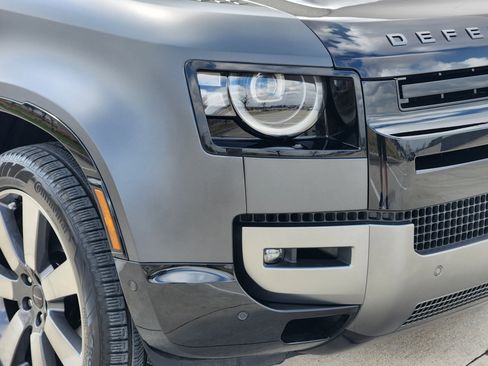 New 2026 Land Rover Defender 110 V8 image 8