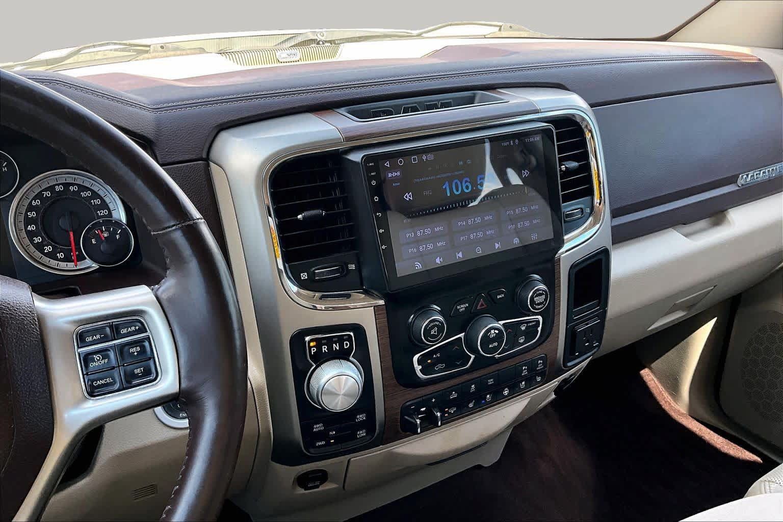 Used 2014 RAM 1500 Laramie w/ Convenience Group AWD/4WD image 7