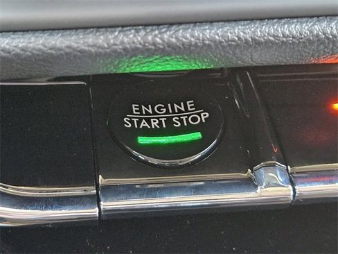 New 2026 Lincoln Corsair Premiere image 20