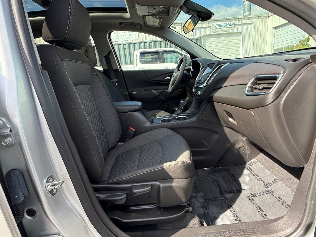 Used 2021 Chevrolet Equinox LT AWD/4WD image 25