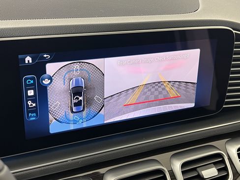 New 2026 Mercedes-Benz GLE 450e 4MATIC image 33