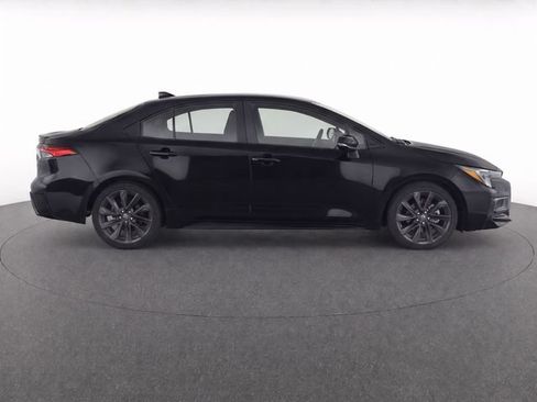 Used 2025 Toyota Corolla SE FWD image 10