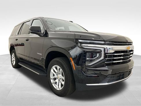 Used 2025 Chevrolet Tahoe LT RWD image 7