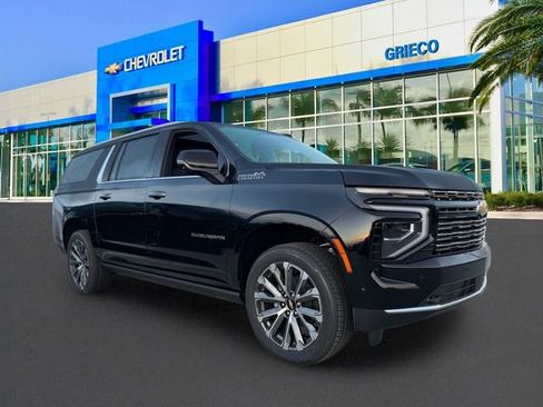 New 2026 Chevrolet Suburban High Country AWD/4WD image 1