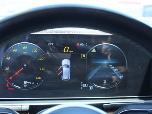 Used 2021 Mercedes-Benz GLE 350 w/ Premium Package image 24