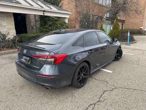 Certified 2024 Honda Civic Sport image 3