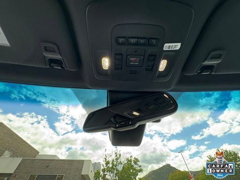 Used 2019 Toyota Avalon XLE w/ Moonroof Package FWD image 19
