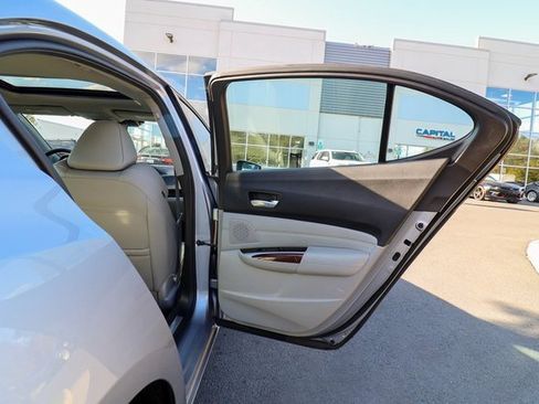 Used 2017 Acura TLX w/ Technology Package image 45