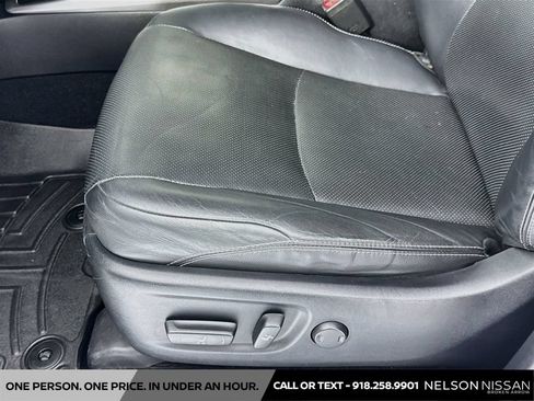 Used 2016 Toyota 4Runner Limited AWD/4WD image 19