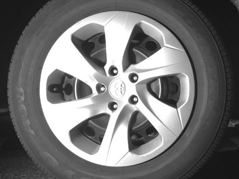 Used 2023 Toyota RAV4 LE AWD/4WD image 11