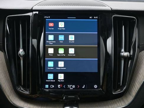 Used 2022 Volvo XC60 B5 Inscription w/ Advanced Package image 20