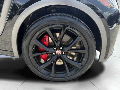 Used 2019 Jaguar F-PACE SVR image 68