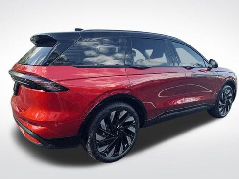 New 2026 Lincoln Nautilus Reserve w/ Jet Appearance Package image 4