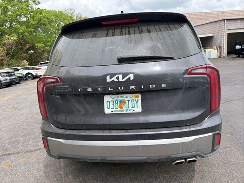 Used 2025 Kia Telluride S image 6