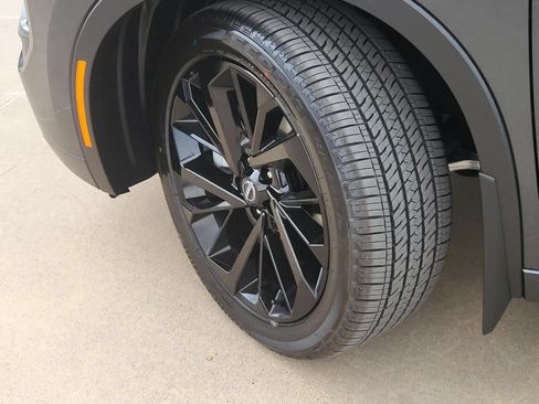 New 2026 Nissan Rogue Platinum AWD/4WD image 9
