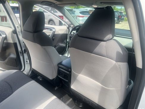 Used 2023 Toyota RAV4 XLE w/ Convenience Package AWD/4WD image 16