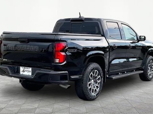 Used 2025 Chevrolet Colorado Z71 AWD/4WD image 5