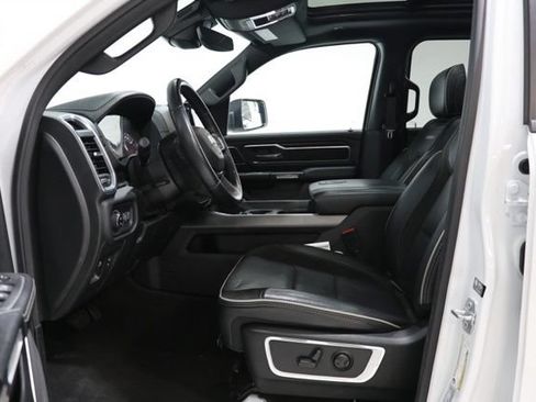 Used 2023 RAM 1500 Laramie AWD/4WD image 13