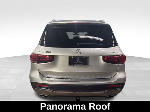 Used 2020 Mercedes-Benz GLB 250 GLB 250 image 4