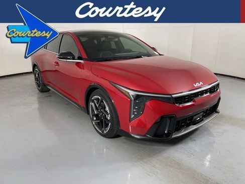 New 2025 Kia K4 GT-Line w/ GT-Line Sunroof Package image 1