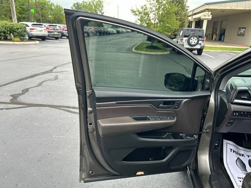 Used 2018 Honda Odyssey EX-L image 9