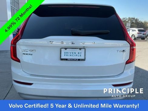 Certified 2022 Volvo XC90 T6 Momentum w/ Advanced Package image 12