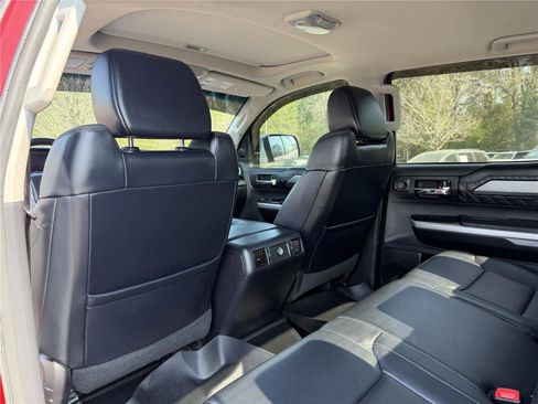 Used 2017 Toyota Tundra Platinum AWD/4WD image 22