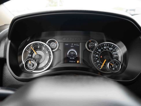 Used 2019 RAM 2500 Big Horn image 15