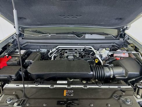 New 2026 Chevrolet Colorado Trail Boss AWD/4WD image 32