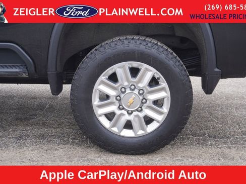 Used 2024 Chevrolet Silverado 2500 High Country image 13